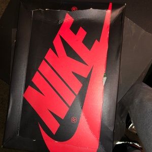 Meet your Posher, Winston